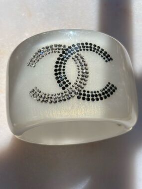 Vintage 2010 Chanel Pearlescent Cuff with Sparkling CC Logo – Made in France